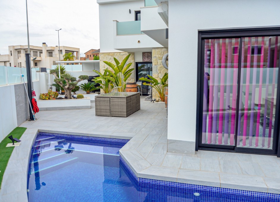 Videresalg - Dobbeltvilla -
Los Montesinos - 0