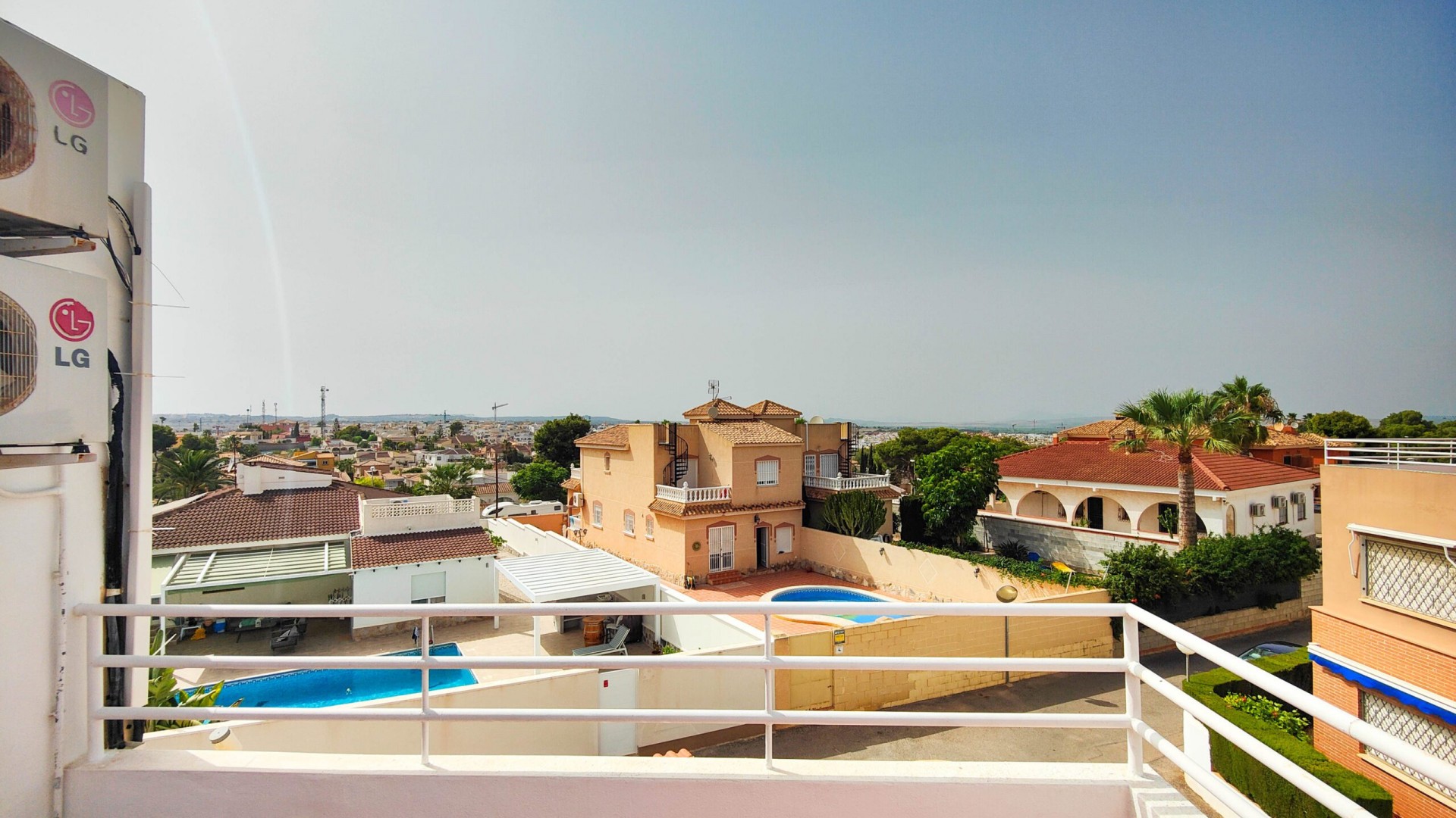 Videresalg - Dobbeltvilla -
Orihuela Costa