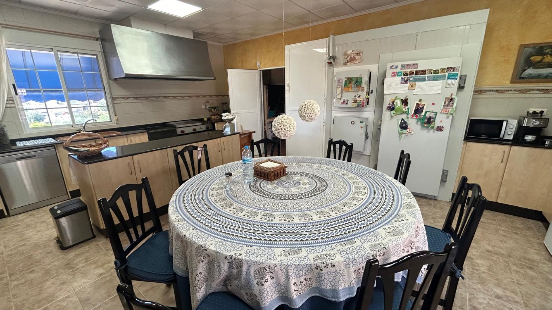 Videresalg - Finca landejendom -
Albatera