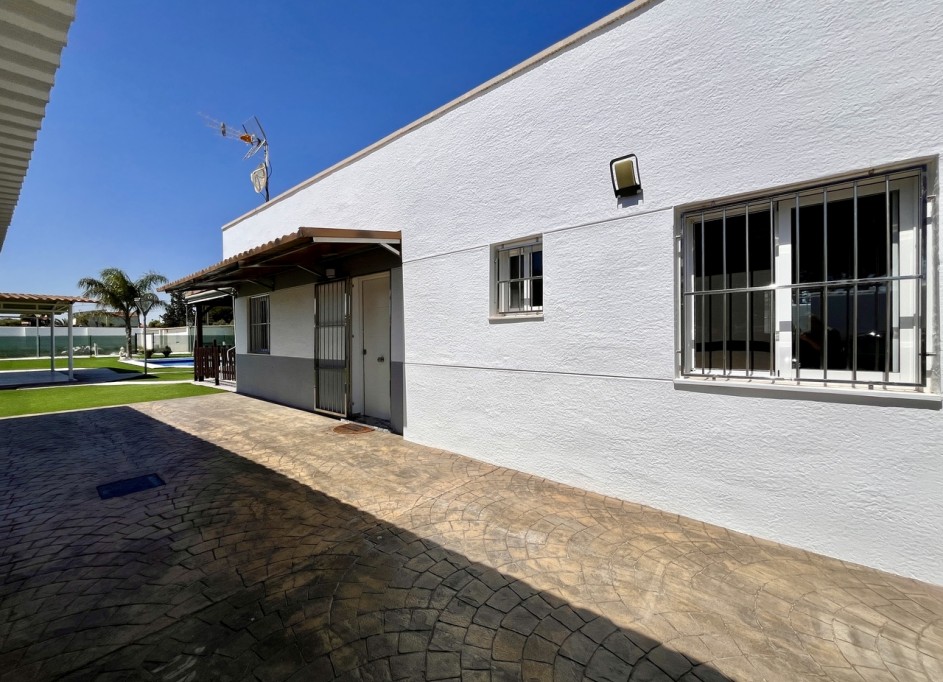 Videresalg - Finca landejendom -
Alcantarilla