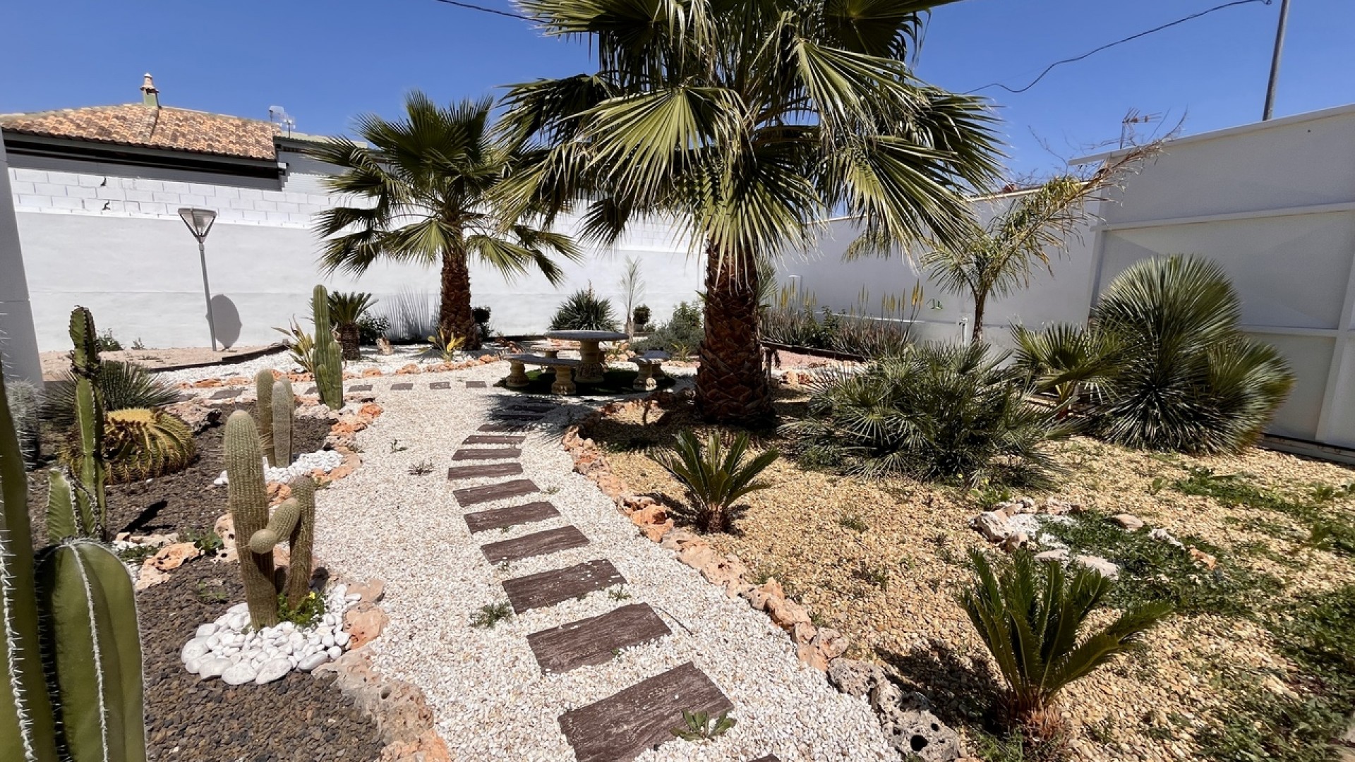 Videresalg - Finca landejendom -
Alcantarilla