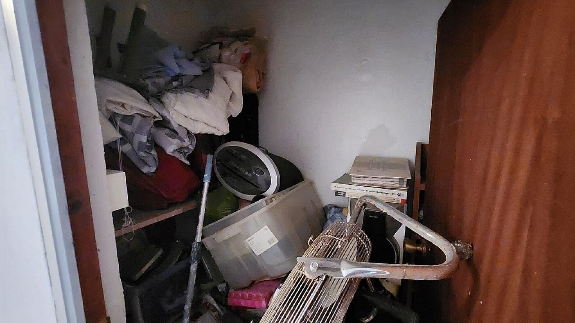 Videresalg - Finca landejendom -
Algueña