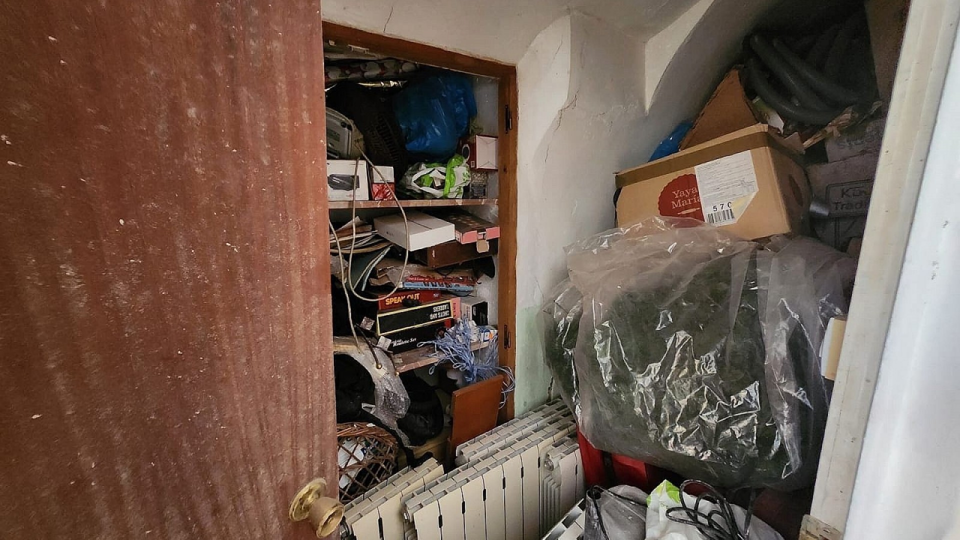 Videresalg - Finca landejendom -
Algueña