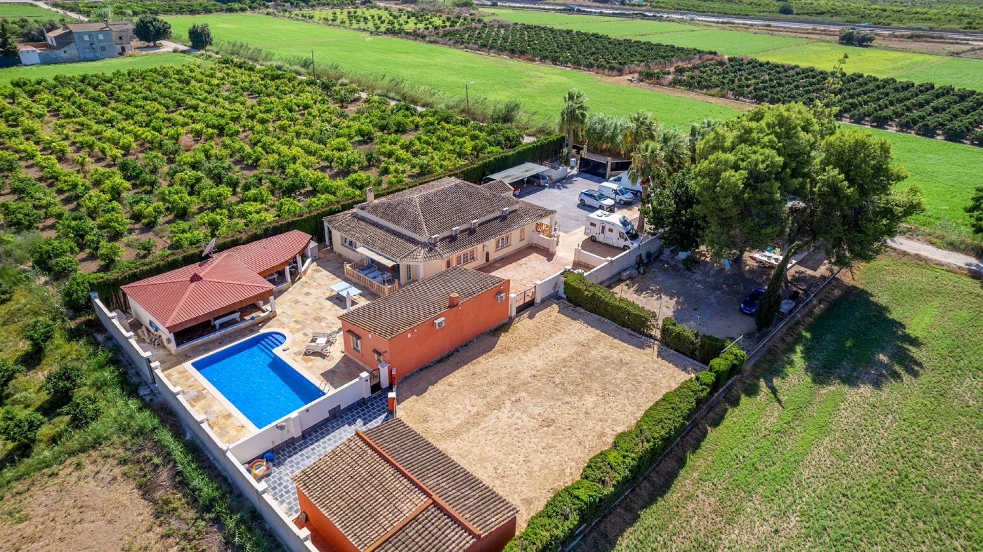 Videresalg - Finca landejendom -
Almoradí - Las Heredades