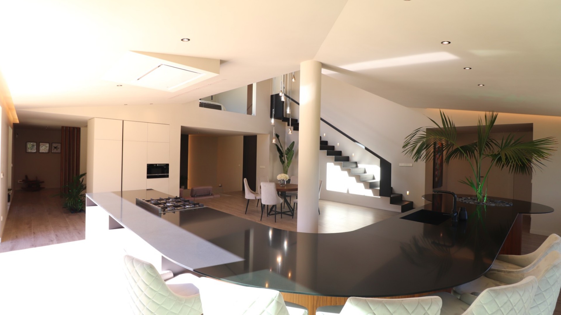 Videresalg - Finca landejendom -
Aspe - Aspe - Country