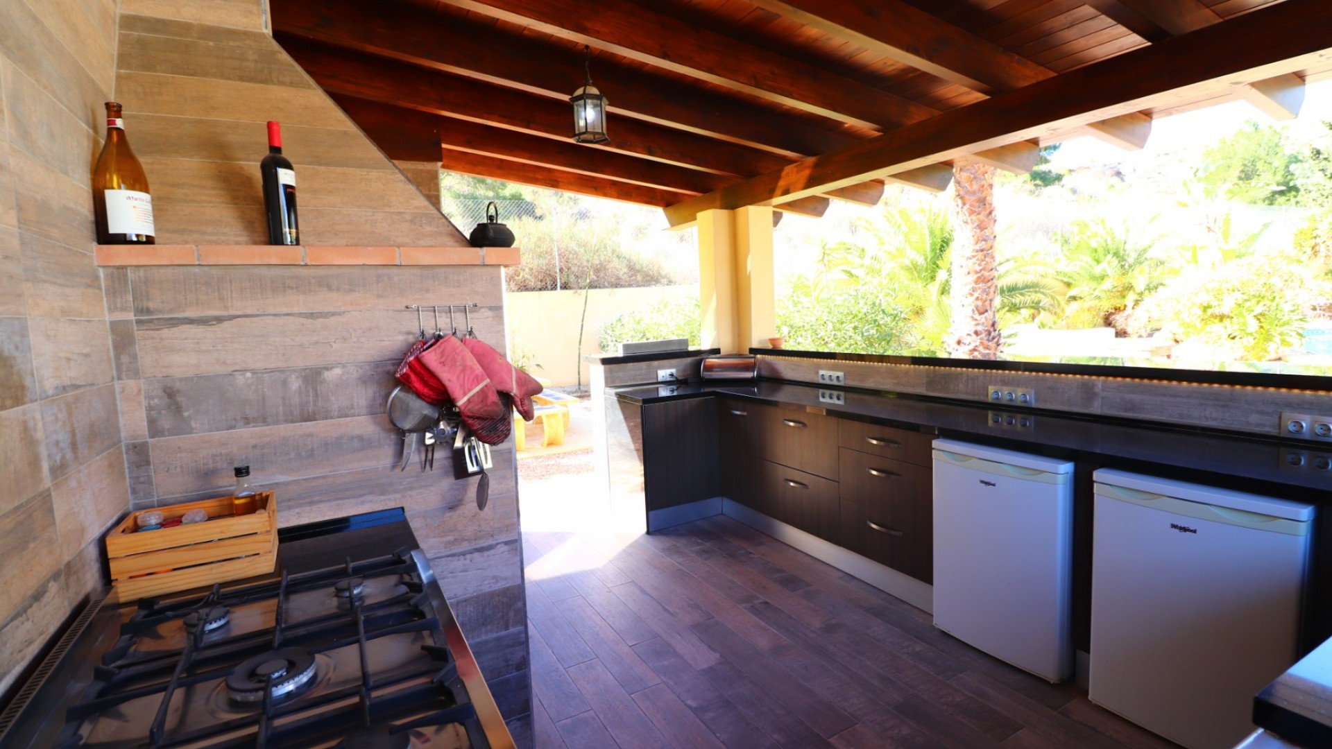 Videresalg - Finca landejendom -
Aspe - Aspe - Country