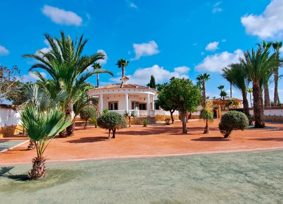 Videresalg - Finca landejendom -
Catral - Catral - Country