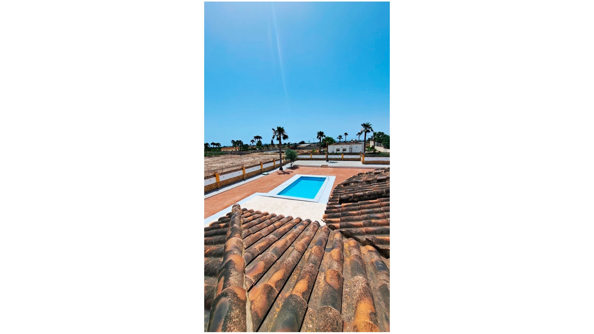 Videresalg - Finca landejendom -
Catral