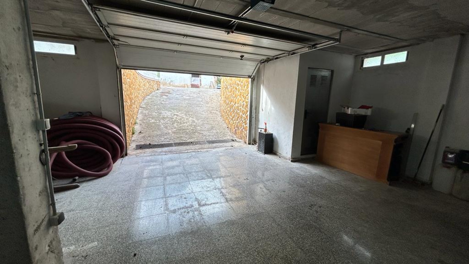 Videresalg - Finca landejendom -
Crevillente