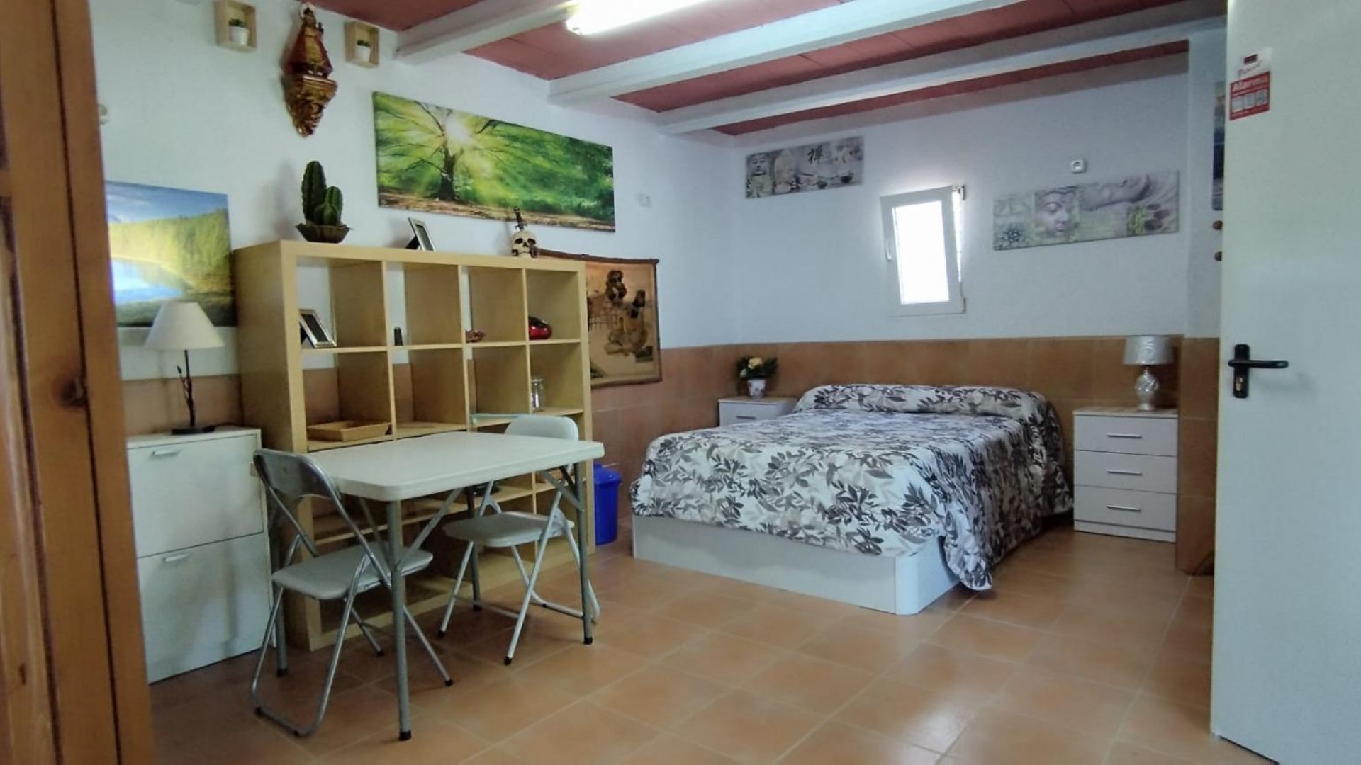 Videresalg - Finca landejendom -
Elche