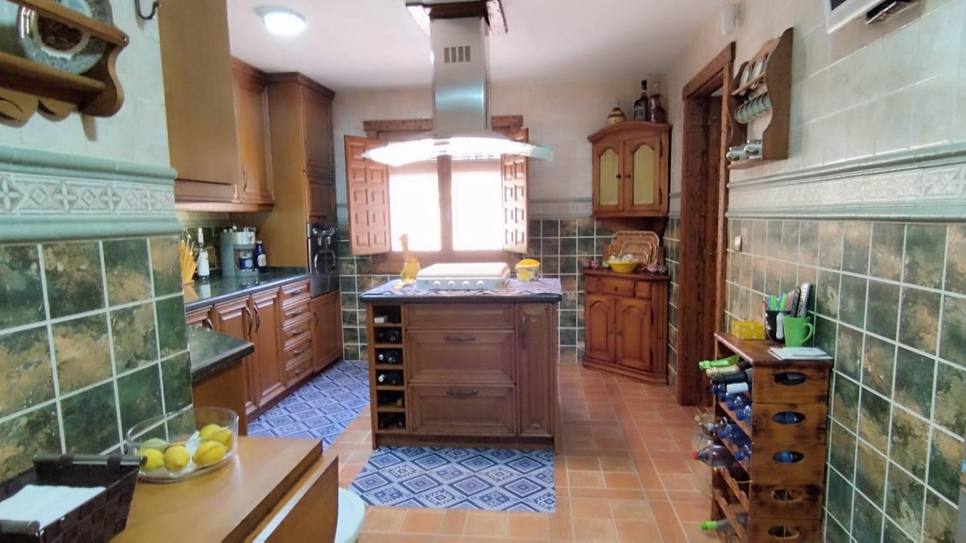 Videresalg - Finca landejendom -
Elche