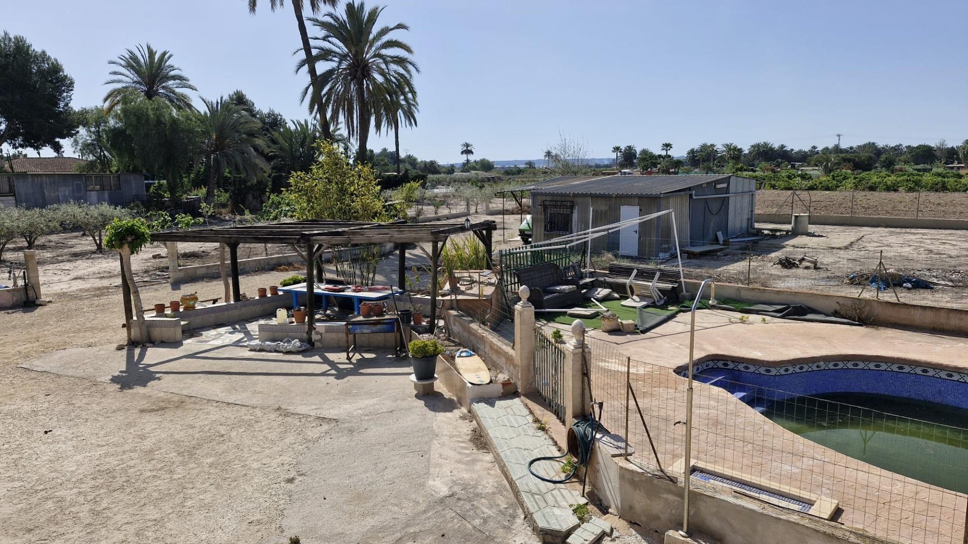 Videresalg - Finca landejendom -
Elche