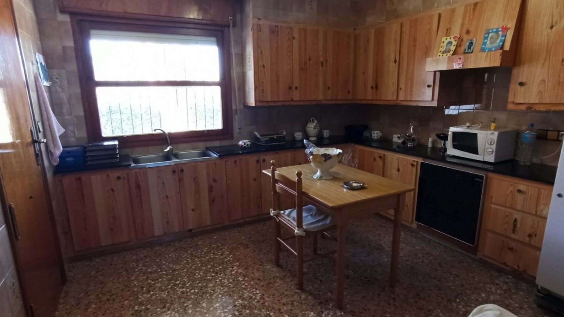 Videresalg - Finca landejendom -
Elche