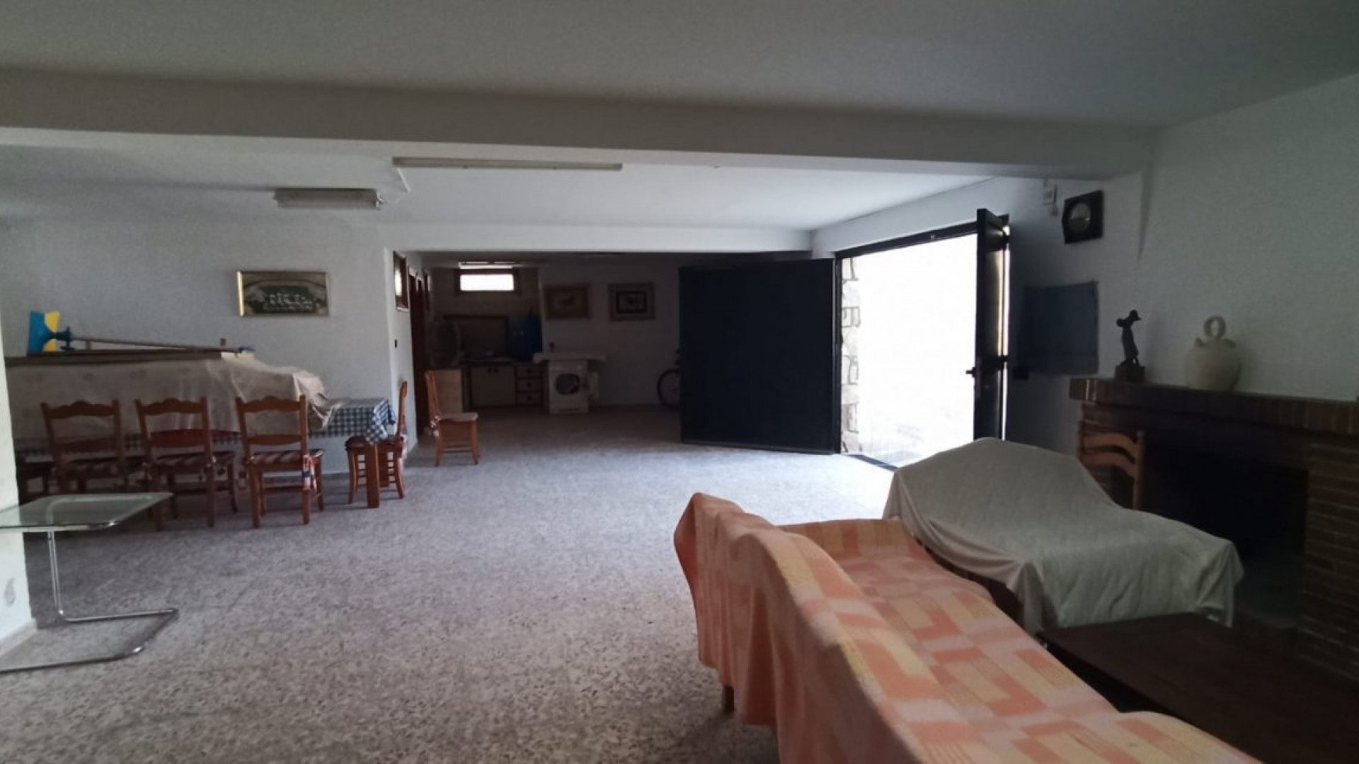 Videresalg - Finca landejendom -
Elche