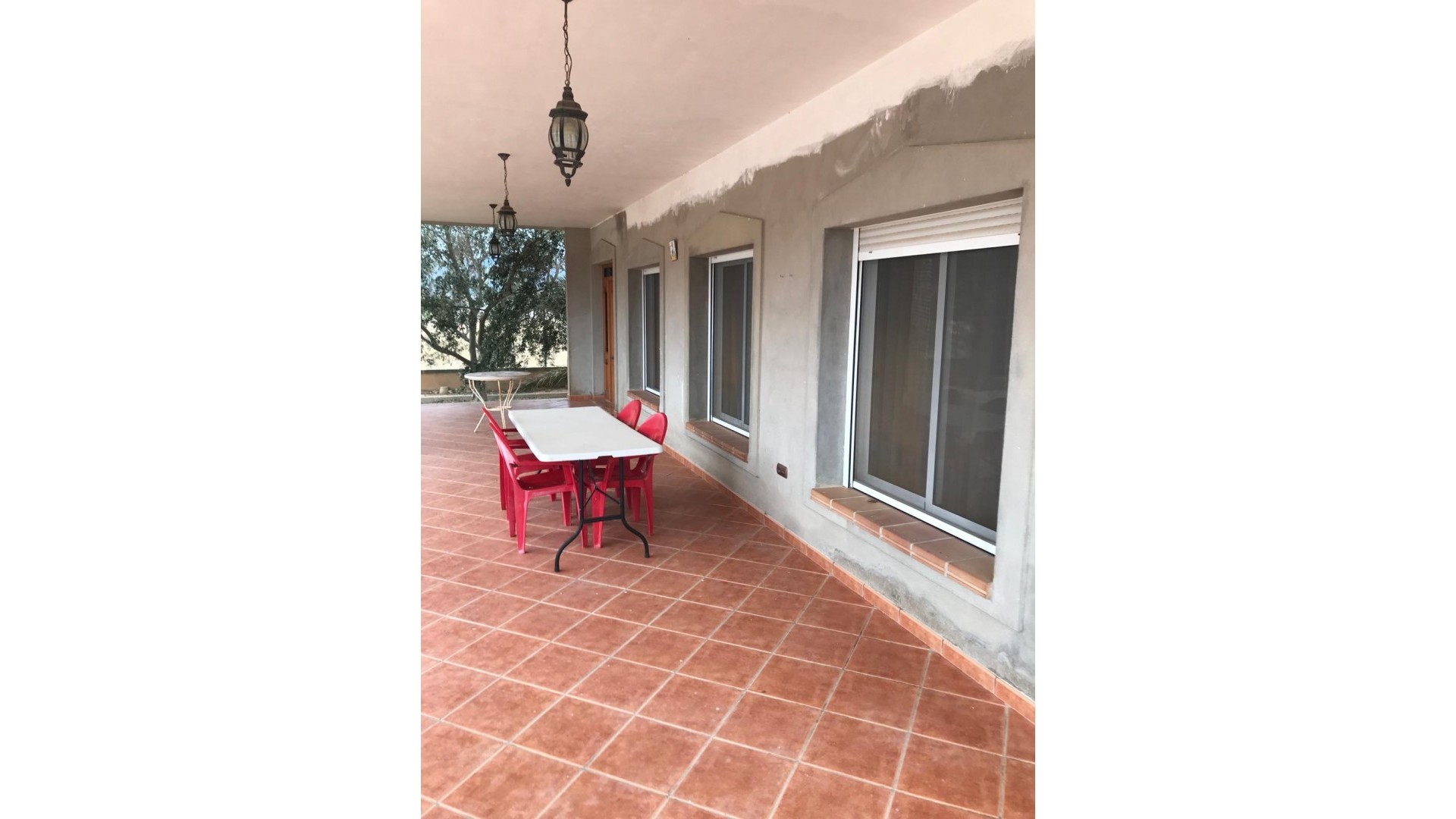 Videresalg - Finca landejendom -
Hondón de las Nieves