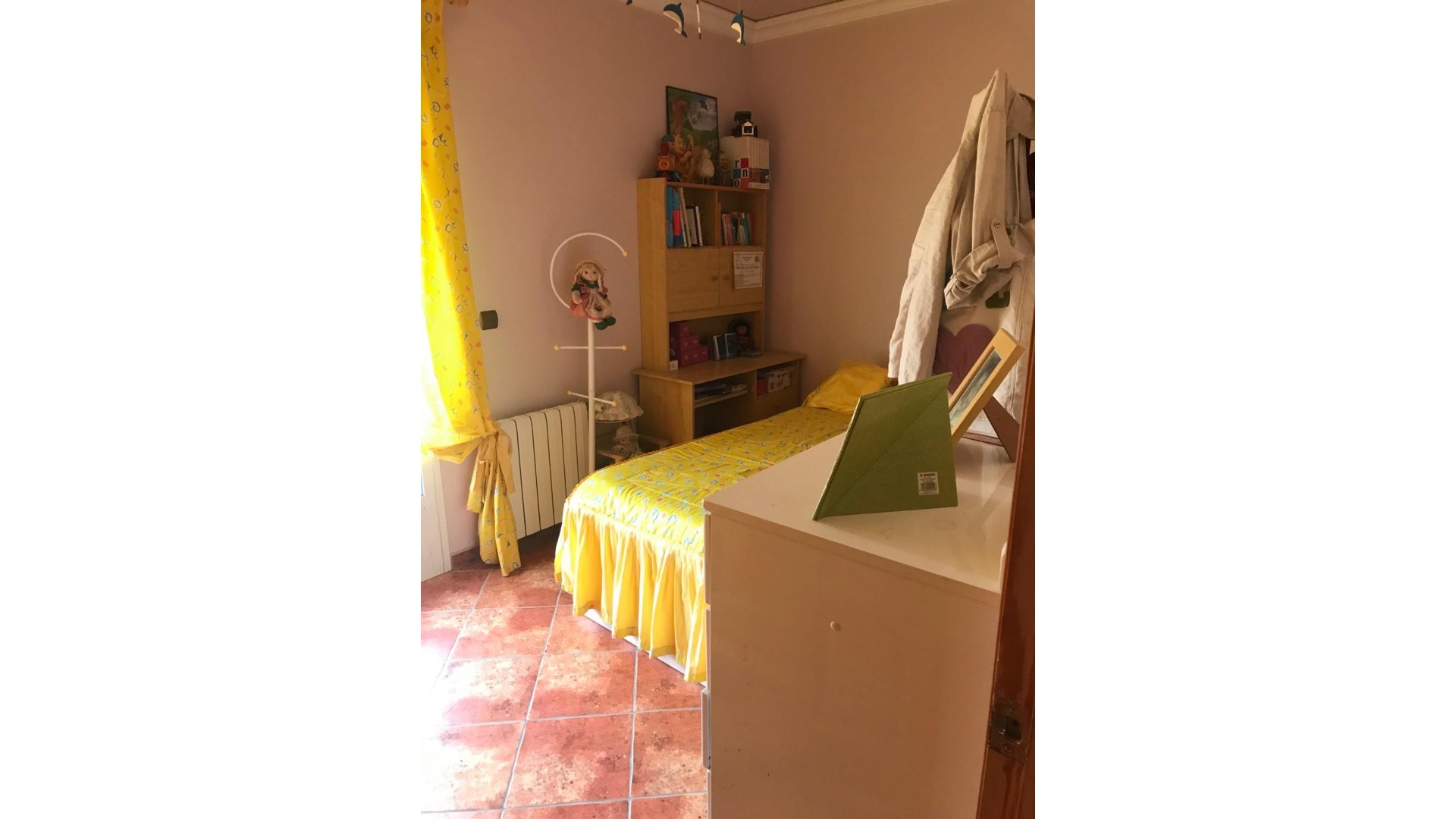 Videresalg - Finca landejendom -
Hondón de las Nieves