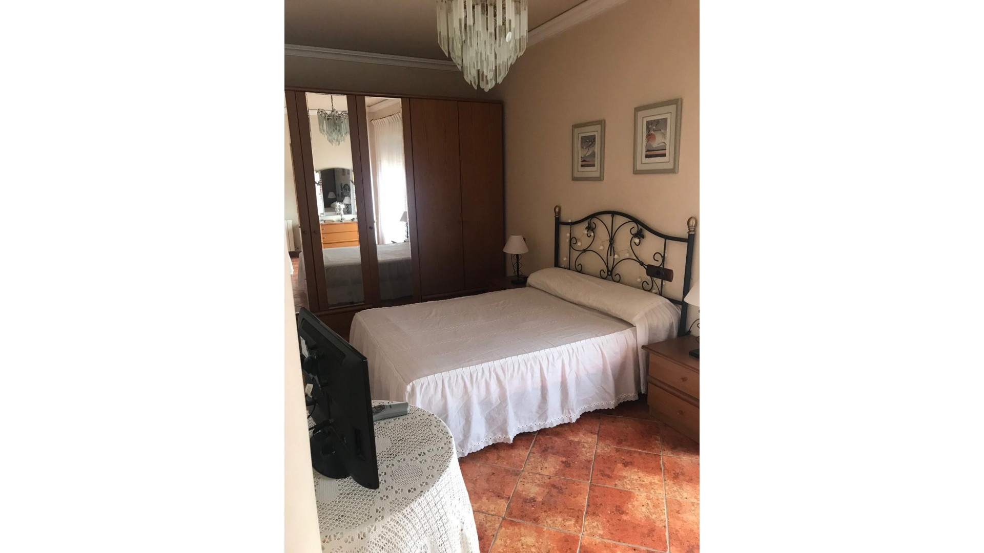 Videresalg - Finca landejendom -
Hondón de las Nieves