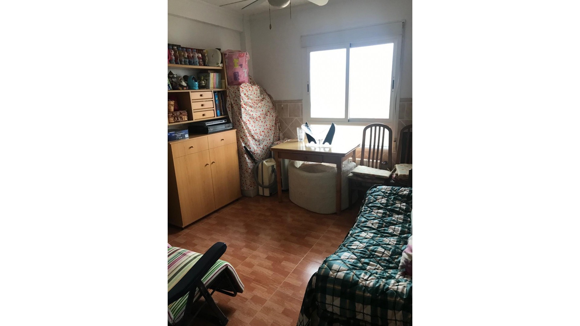 Videresalg - Finca landejendom -
Hondón de las Nieves