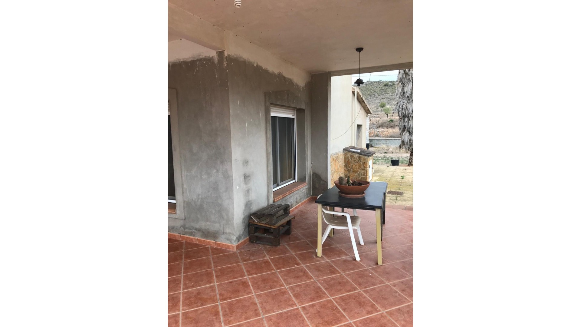 Videresalg - Finca landejendom -
Hondón de las Nieves