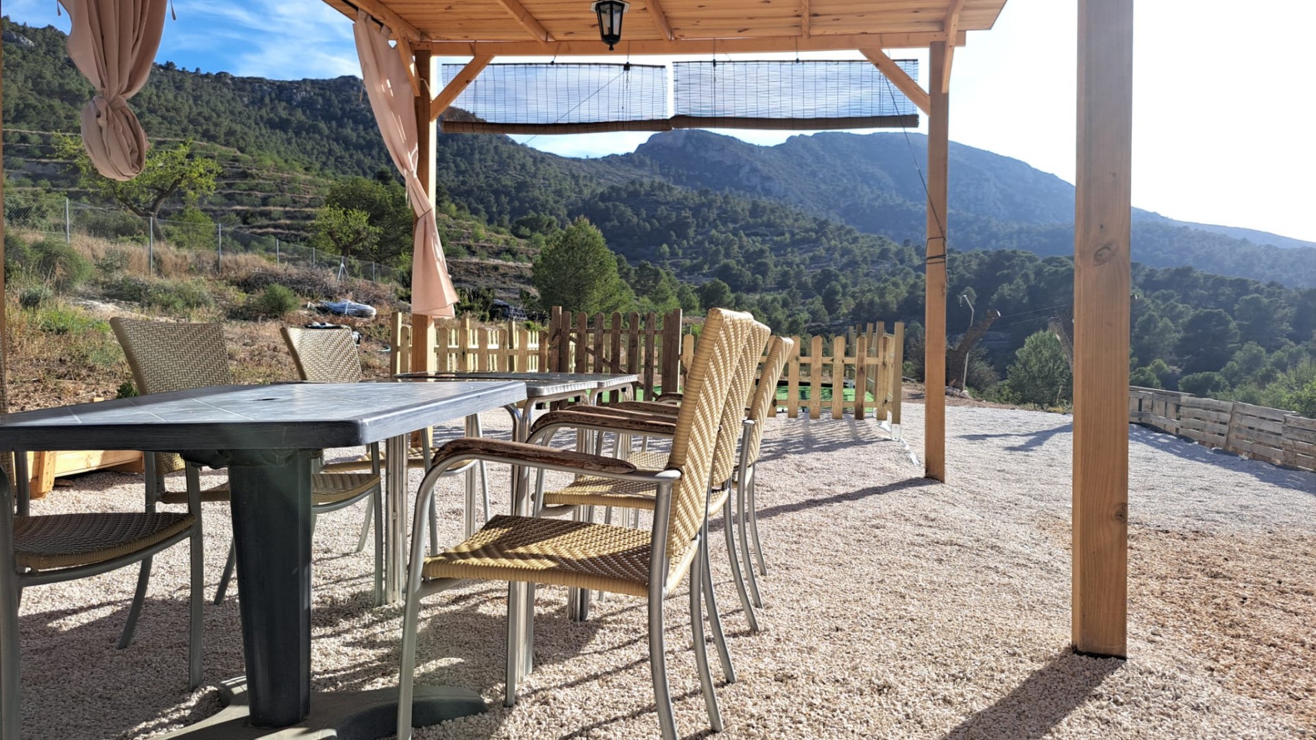 Videresalg - Finca landejendom -
La Romana