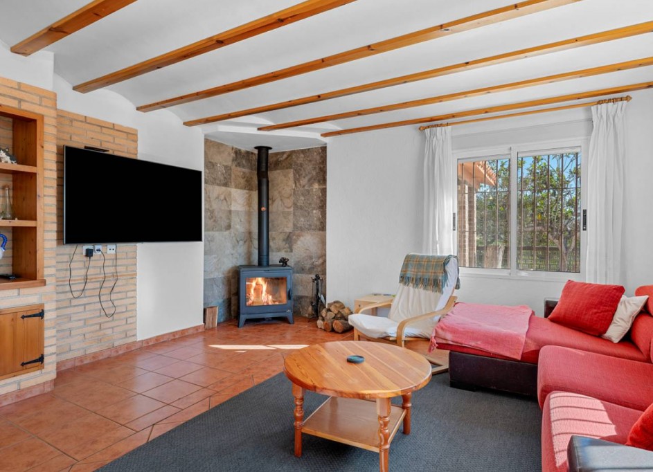 Videresalg - Finca landejendom -
Los Montesinos