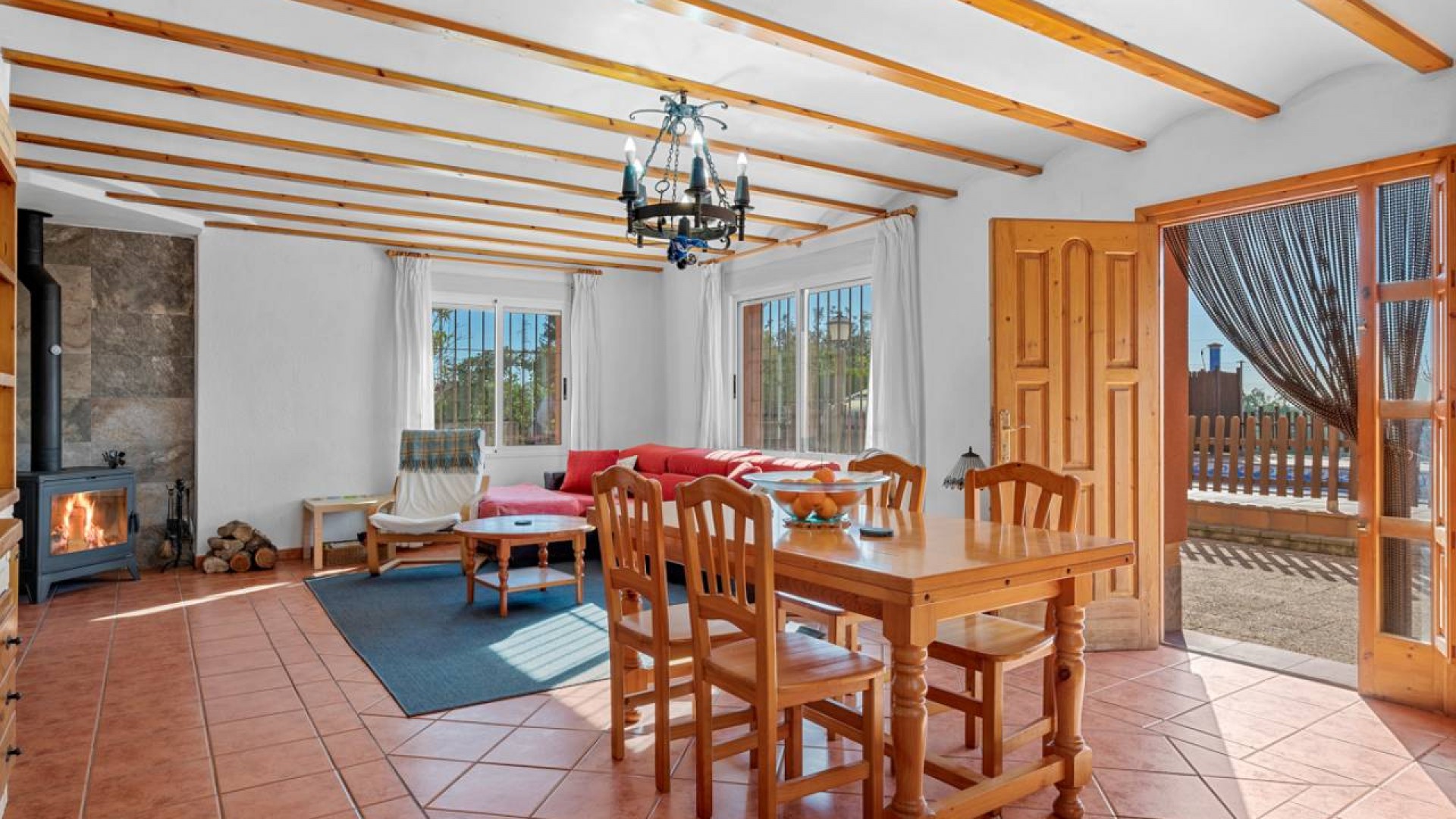 Videresalg - Finca landejendom -
Los Montesinos