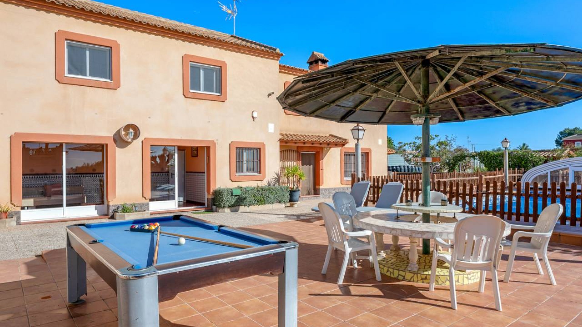 Videresalg - Finca landejendom -
Los Montesinos