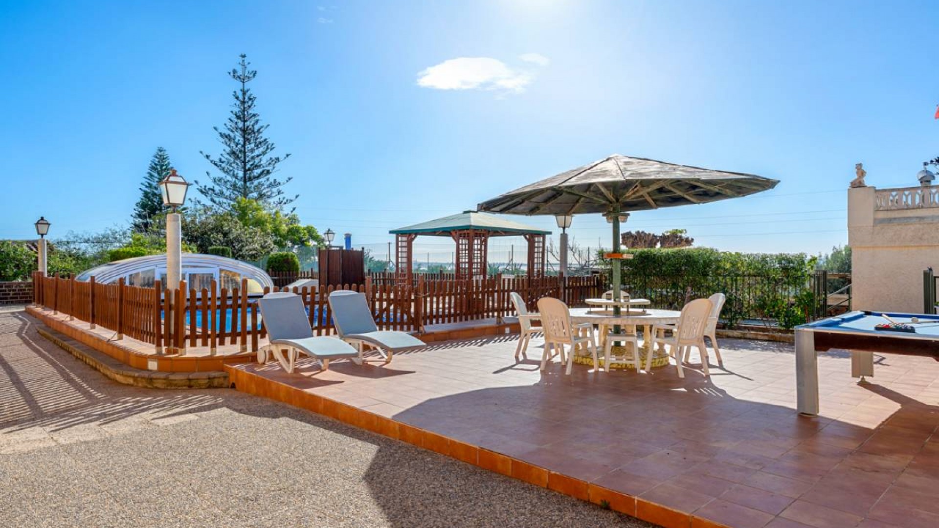 Videresalg - Finca landejendom -
Los Montesinos