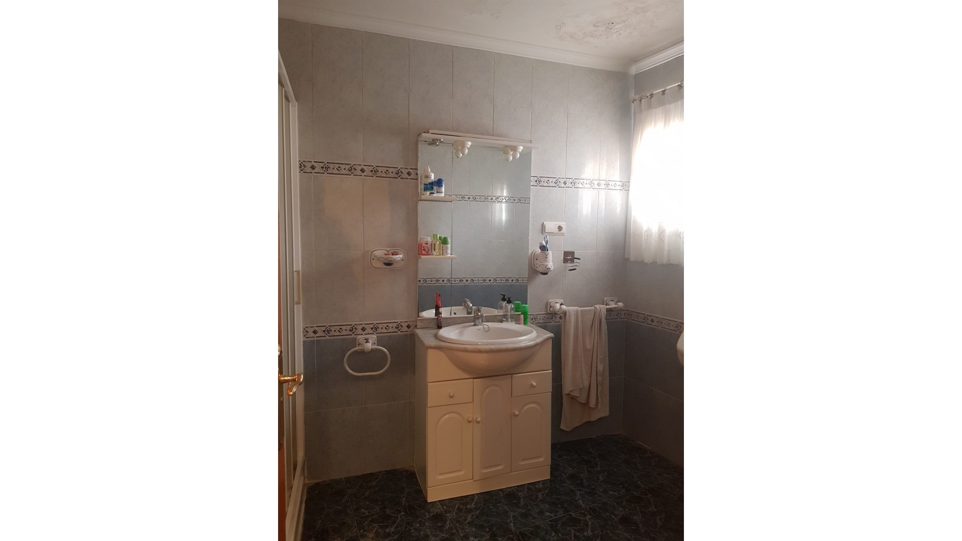 Videresalg - Finca landejendom -
Monóvar