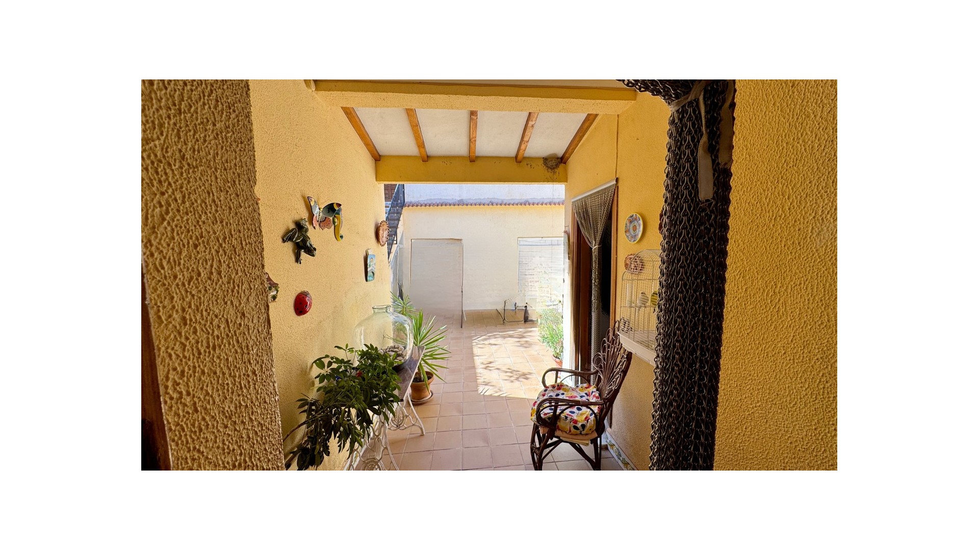 Videresalg - Finca landejendom -
Monóvar