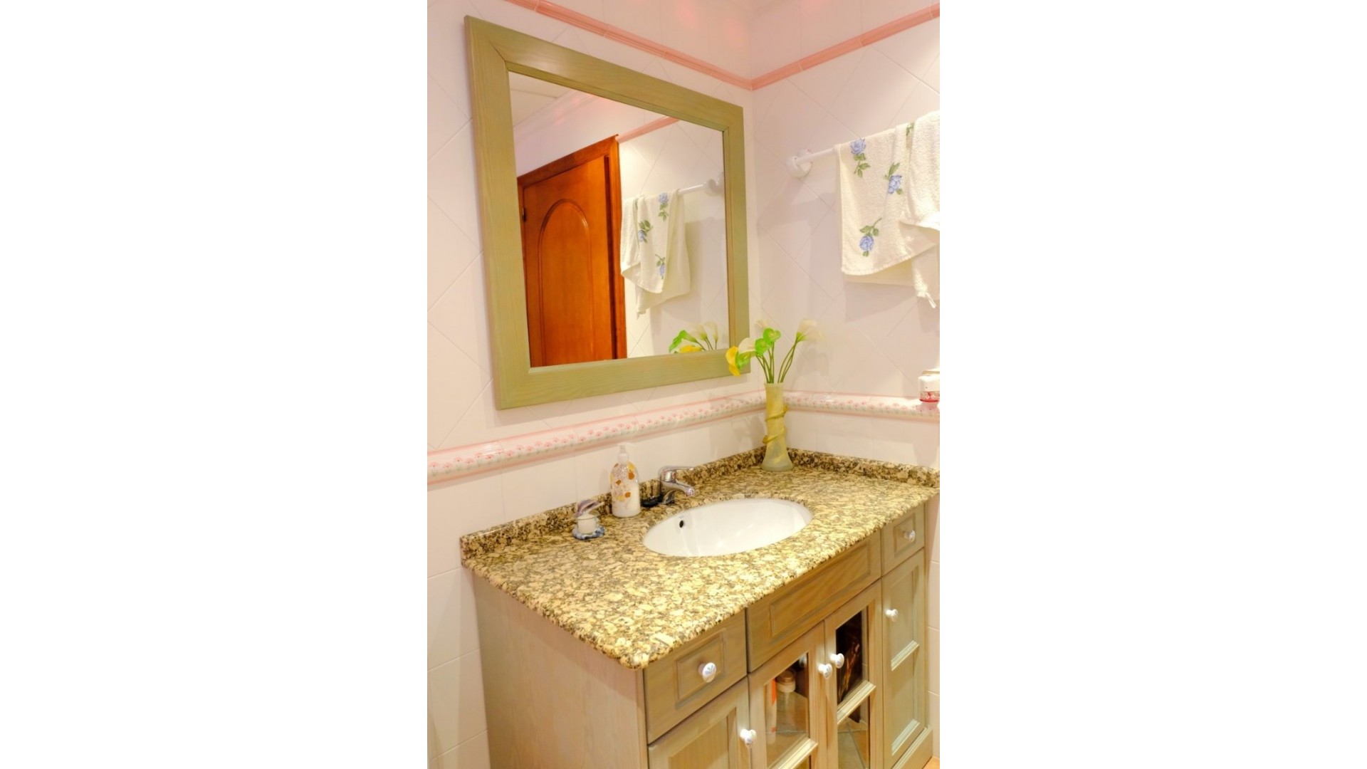 Videresalg - Finca landejendom -
Orihuela