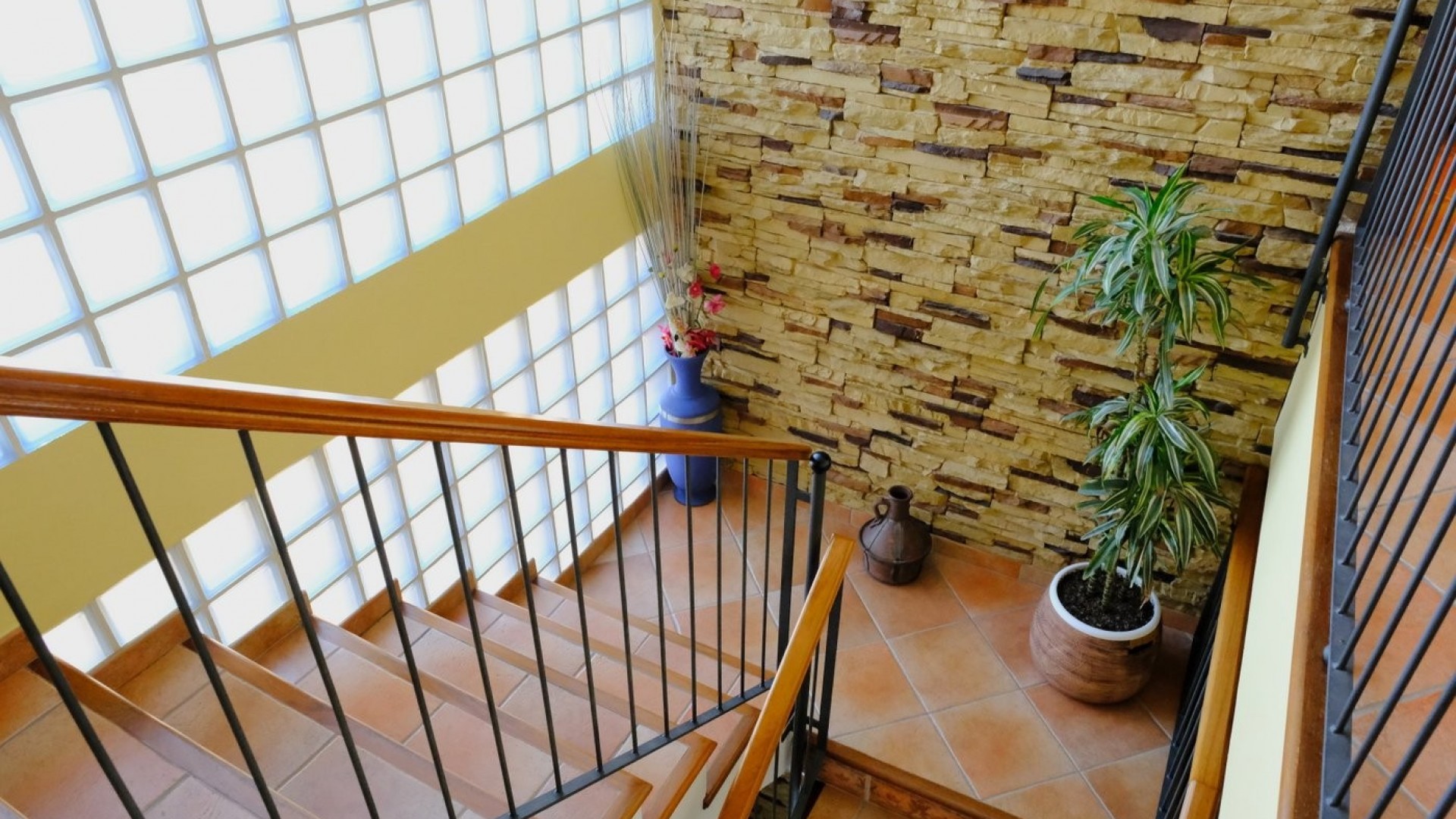 Videresalg - Finca landejendom -
Orihuela