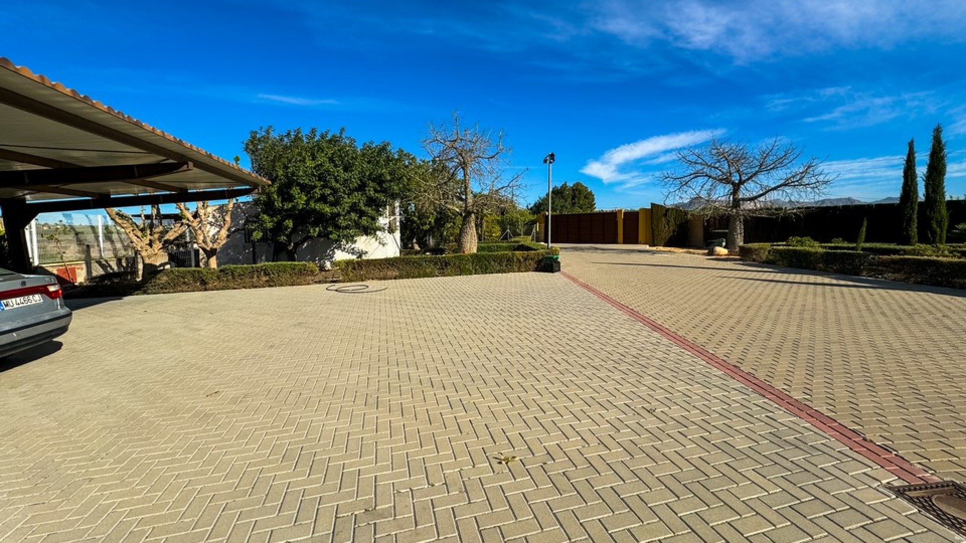 Videresalg - Finca landejendom -
Orihuela