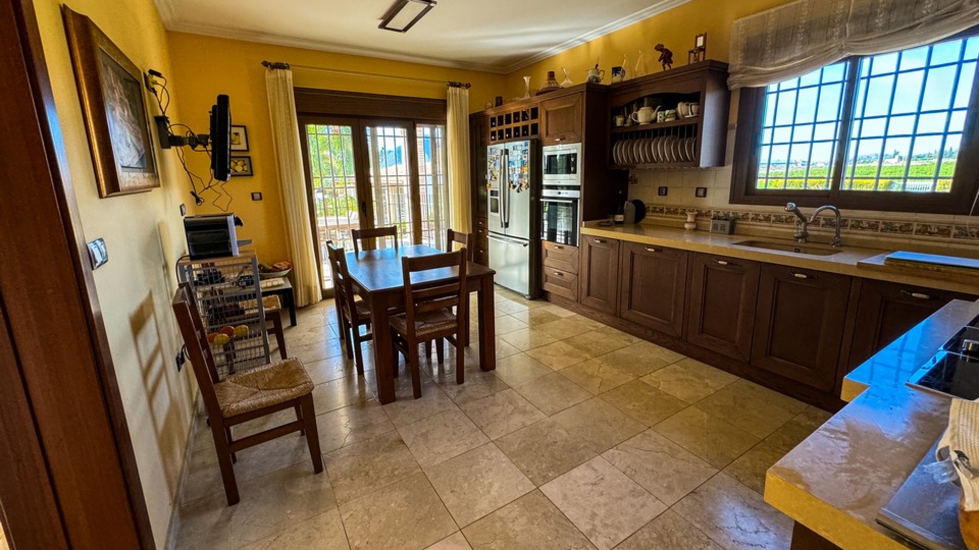 Videresalg - Finca landejendom -
Orihuela