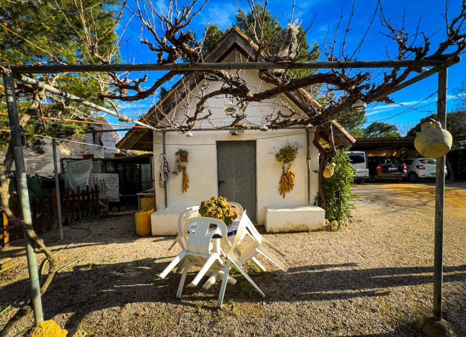 Videresalg - Finca landejendom -
Orihuela