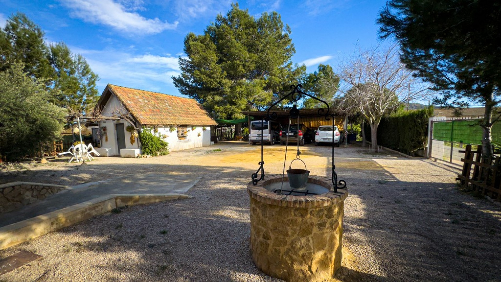 Videresalg - Finca landejendom -
Orihuela