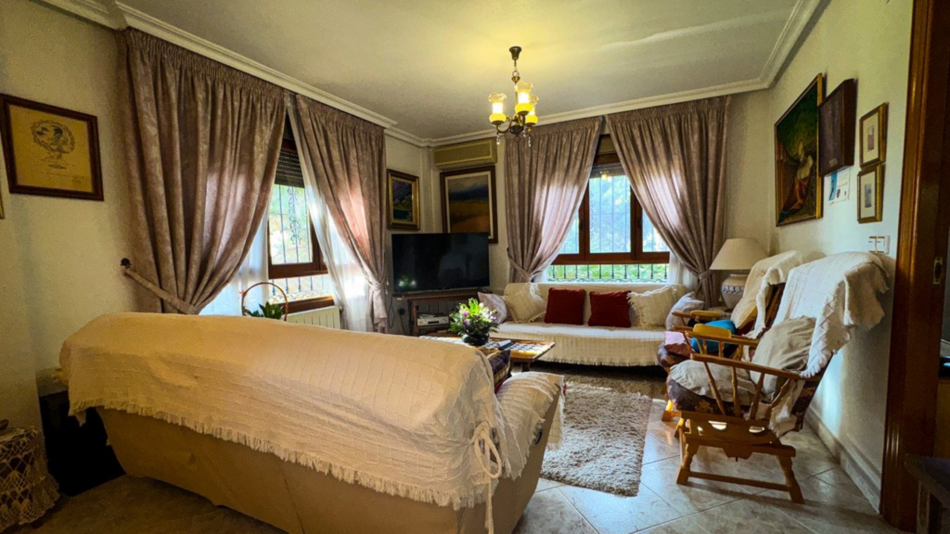 Videresalg - Finca landejendom -
Orihuela