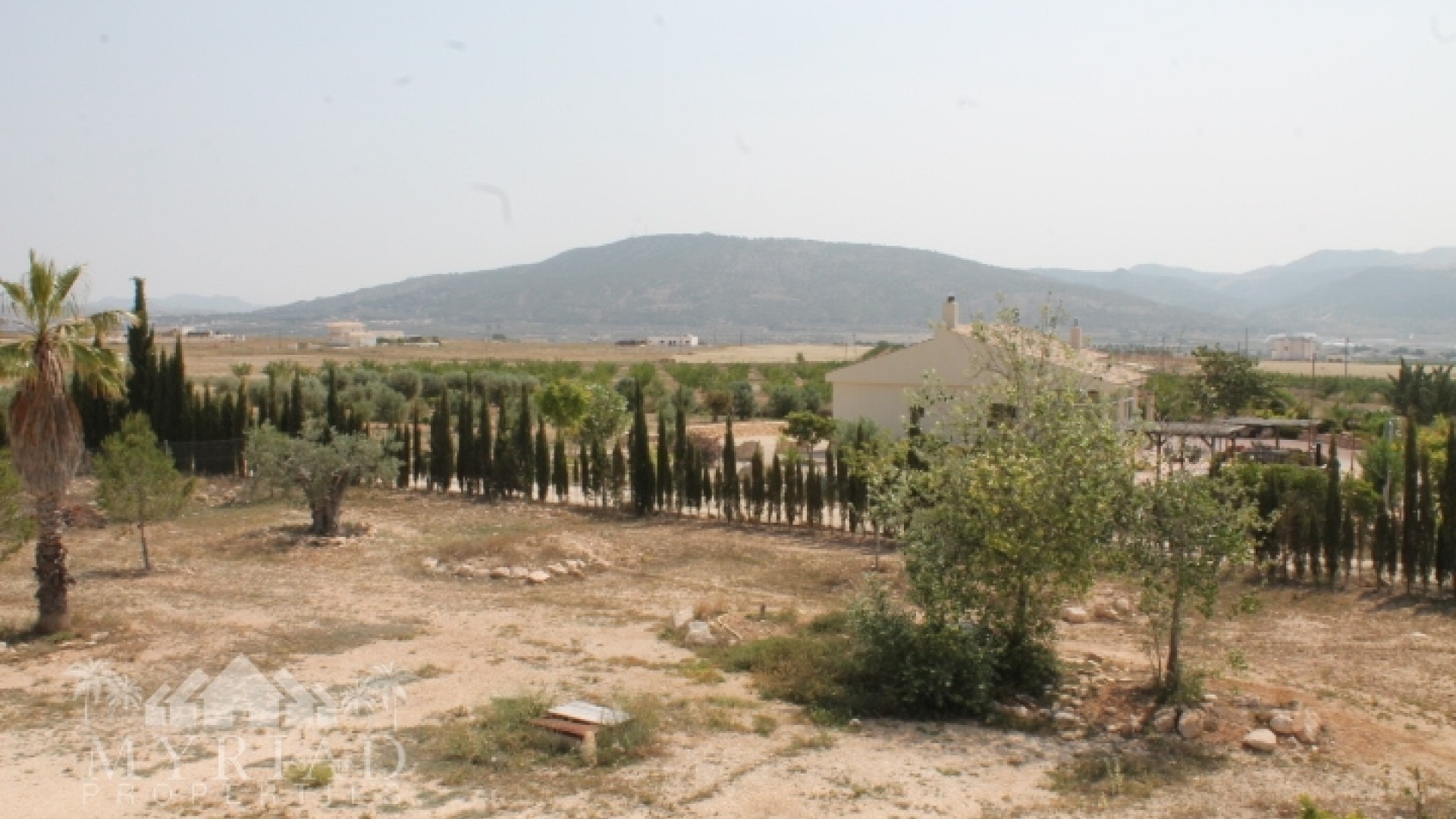 Videresalg - Finca landejendom -
Pinoso - Pinoso Alicante