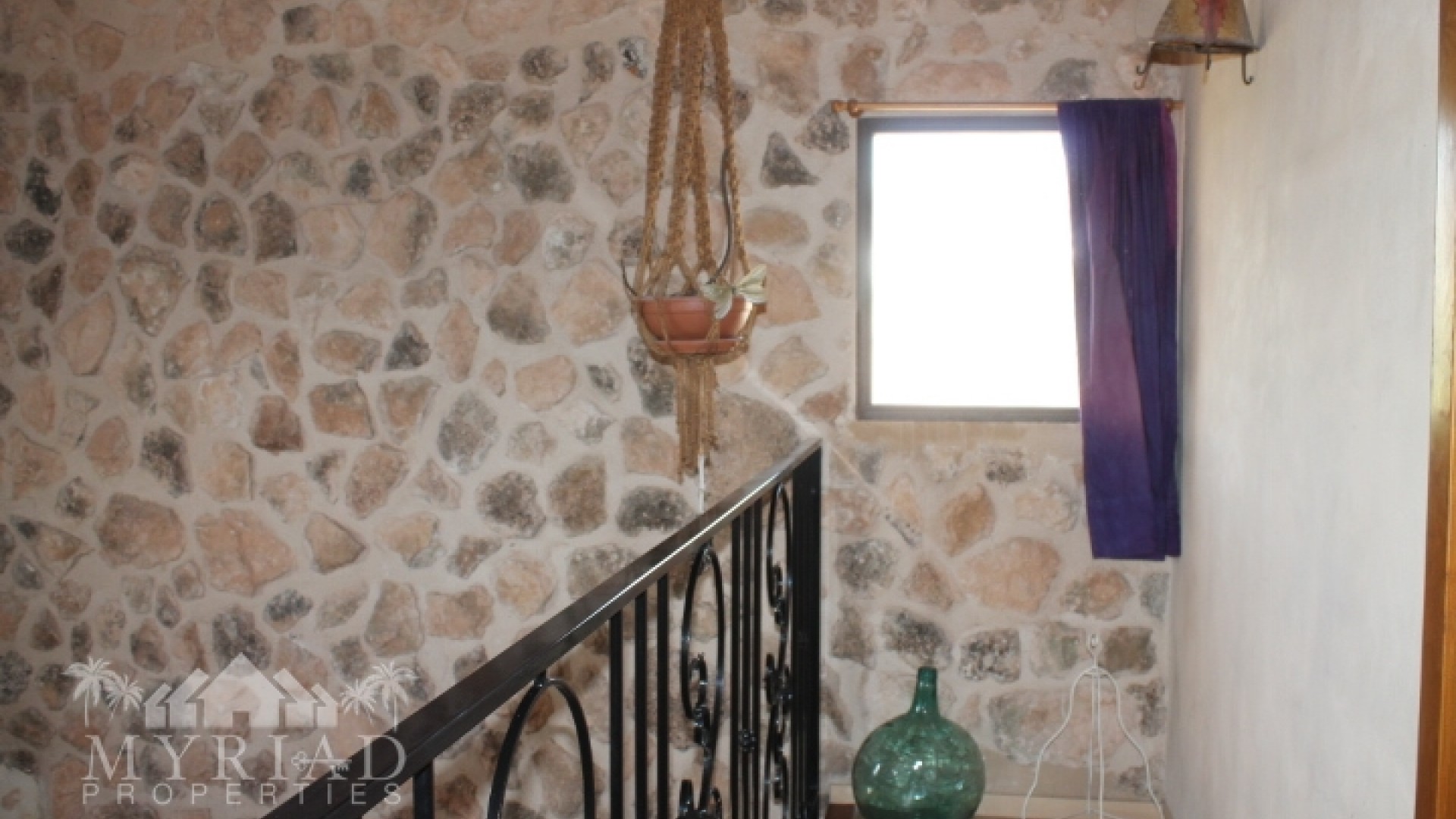 Videresalg - Finca landejendom -
Pinoso - Pinoso Alicante