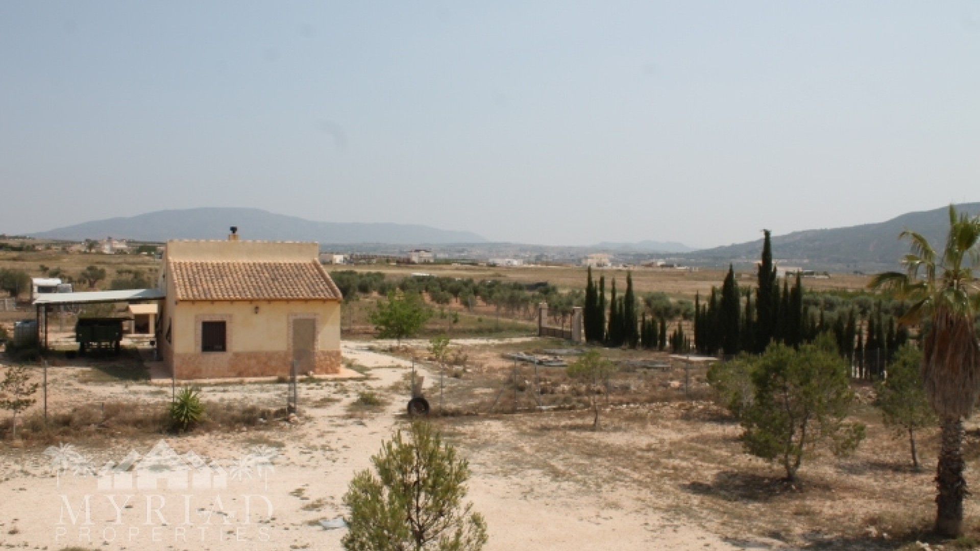 Videresalg - Finca landejendom -
Pinoso - Pinoso Alicante