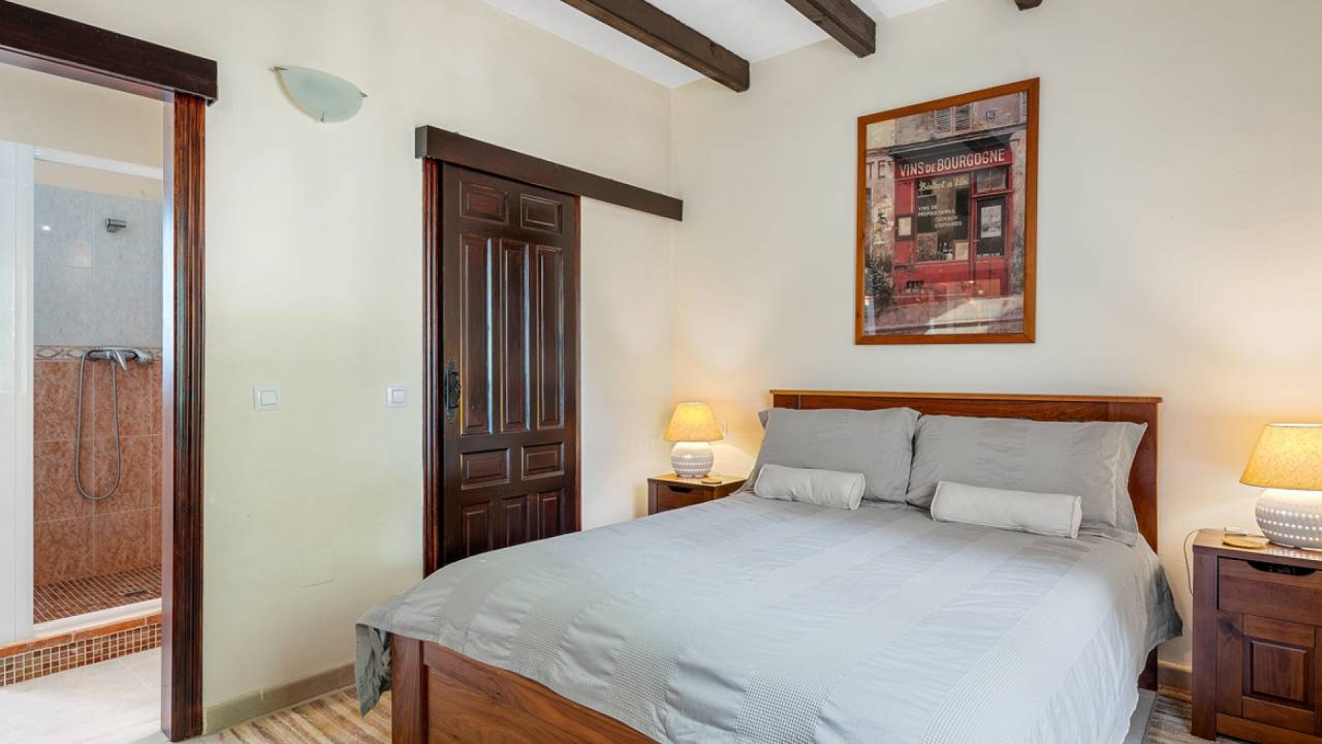 Videresalg - Finca landejendom -
Rafal