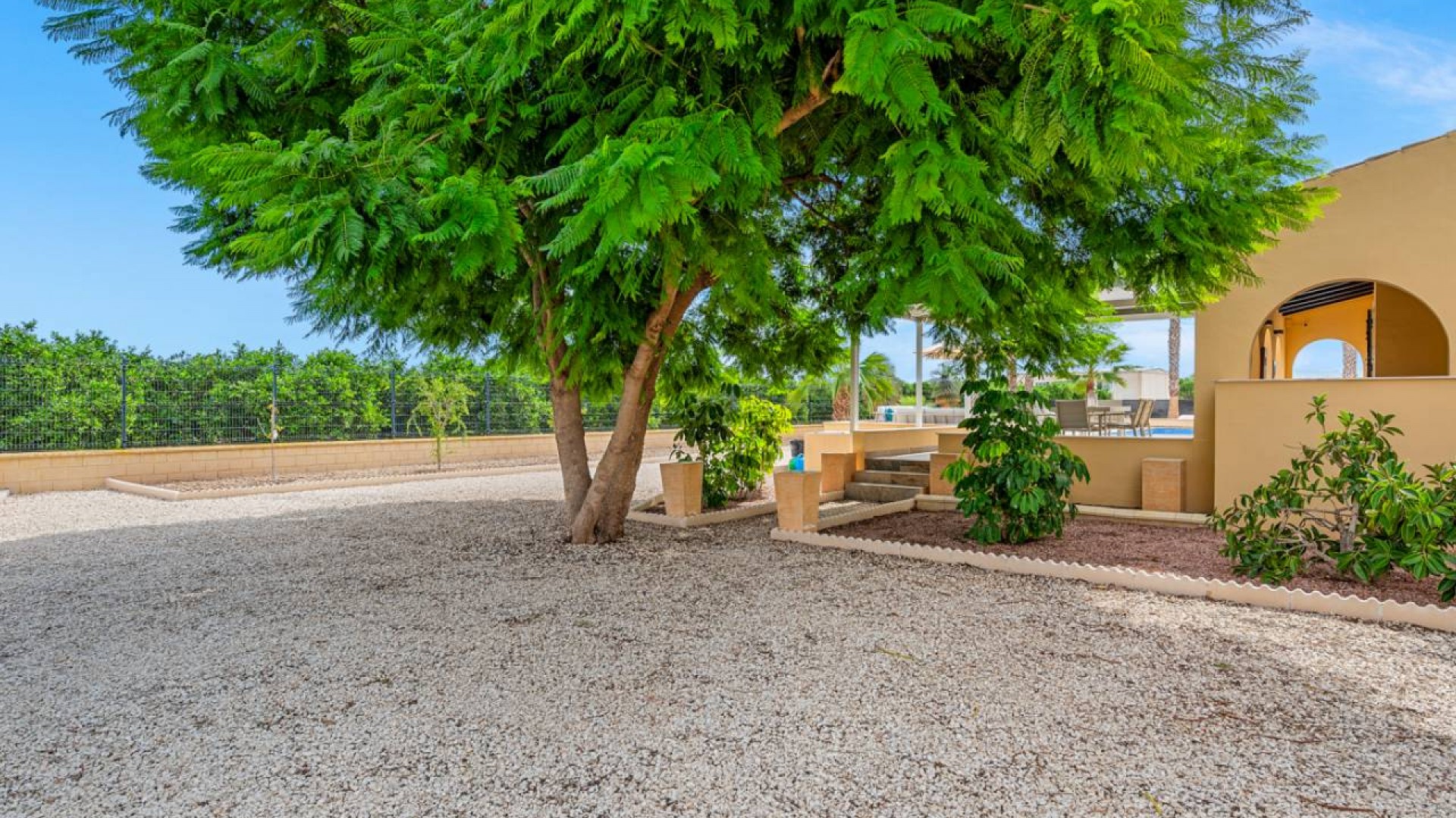 Videresalg - Finca landejendom -
Rafal