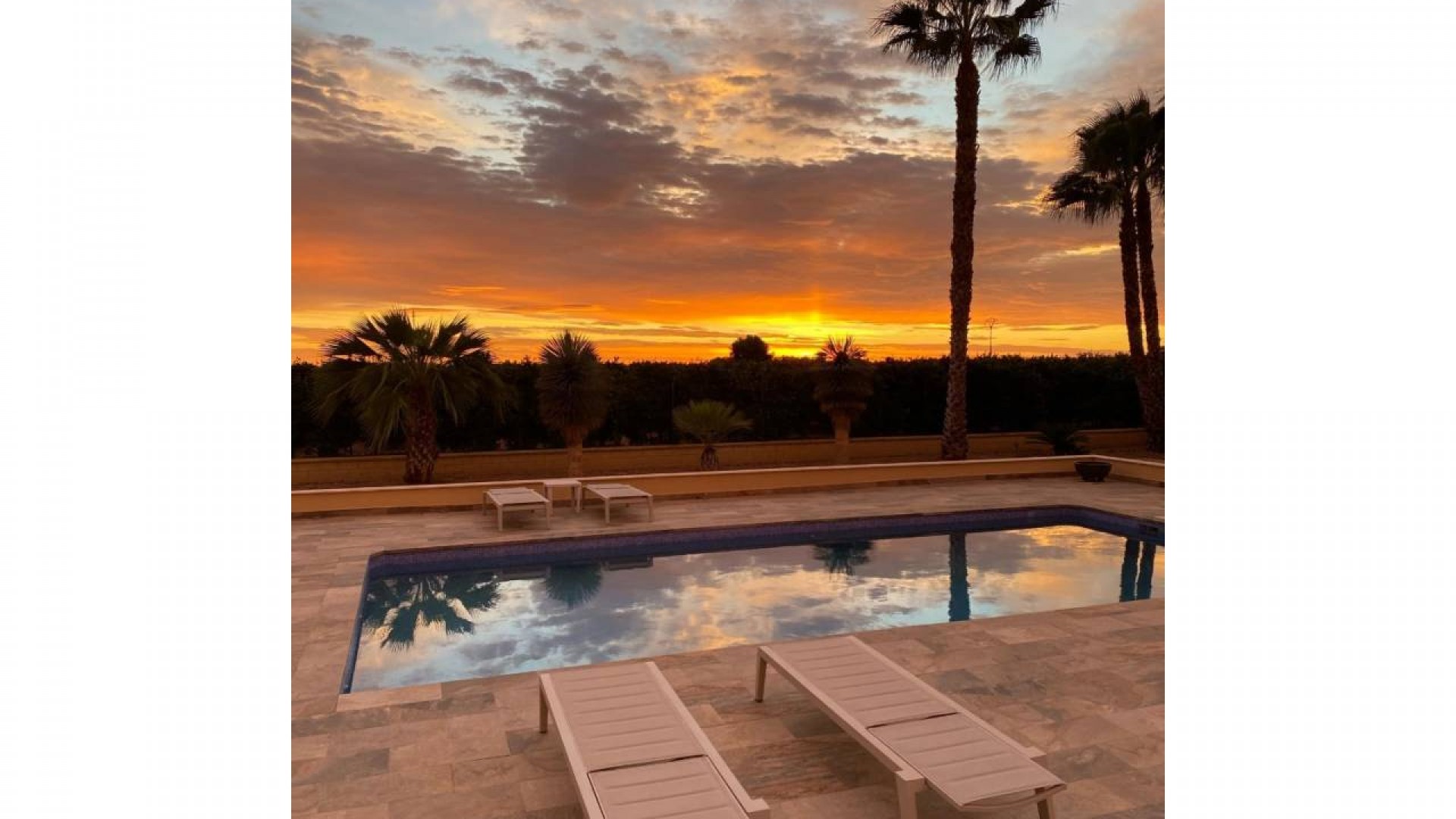 Videresalg - Finca landejendom -
Rafal