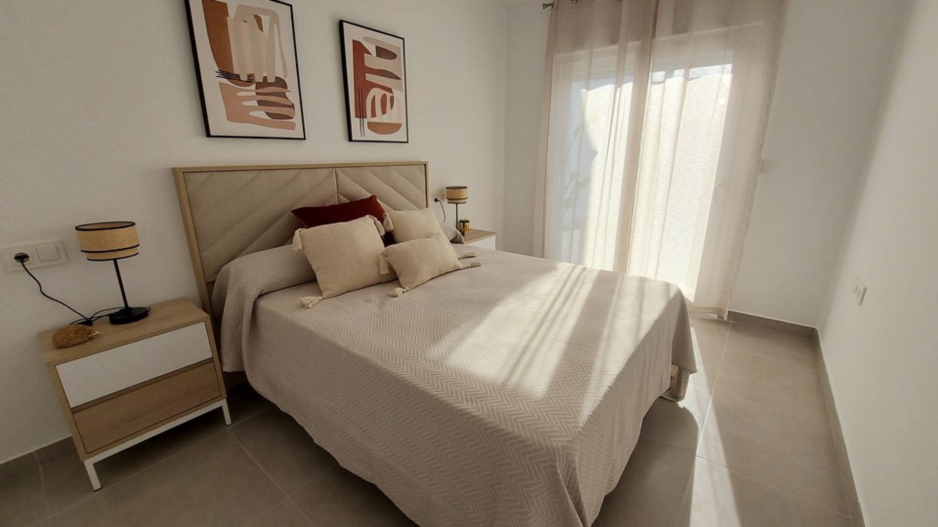 Videresalg - Finca landejendom -
Roldan