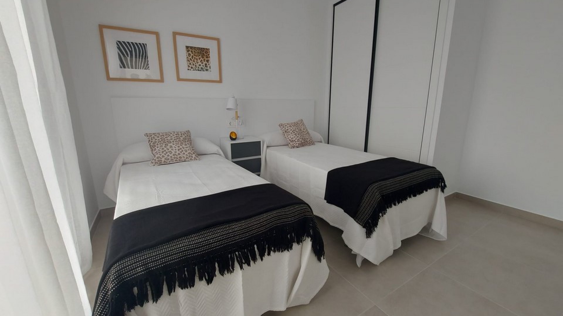 Videresalg - Finca landejendom -
Roldan