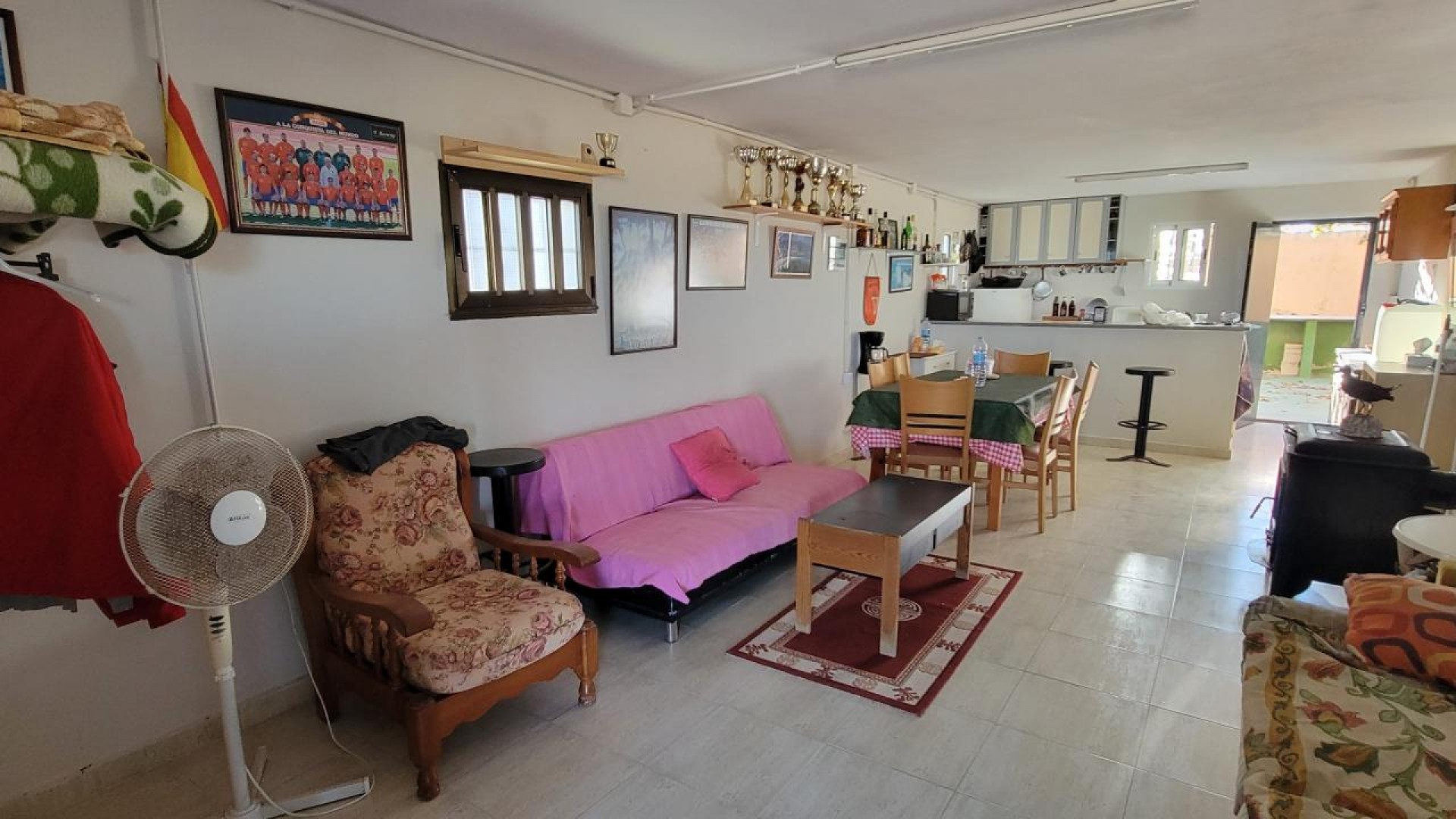 Videresalg - Finca landejendom -
San Miguel de Salinas