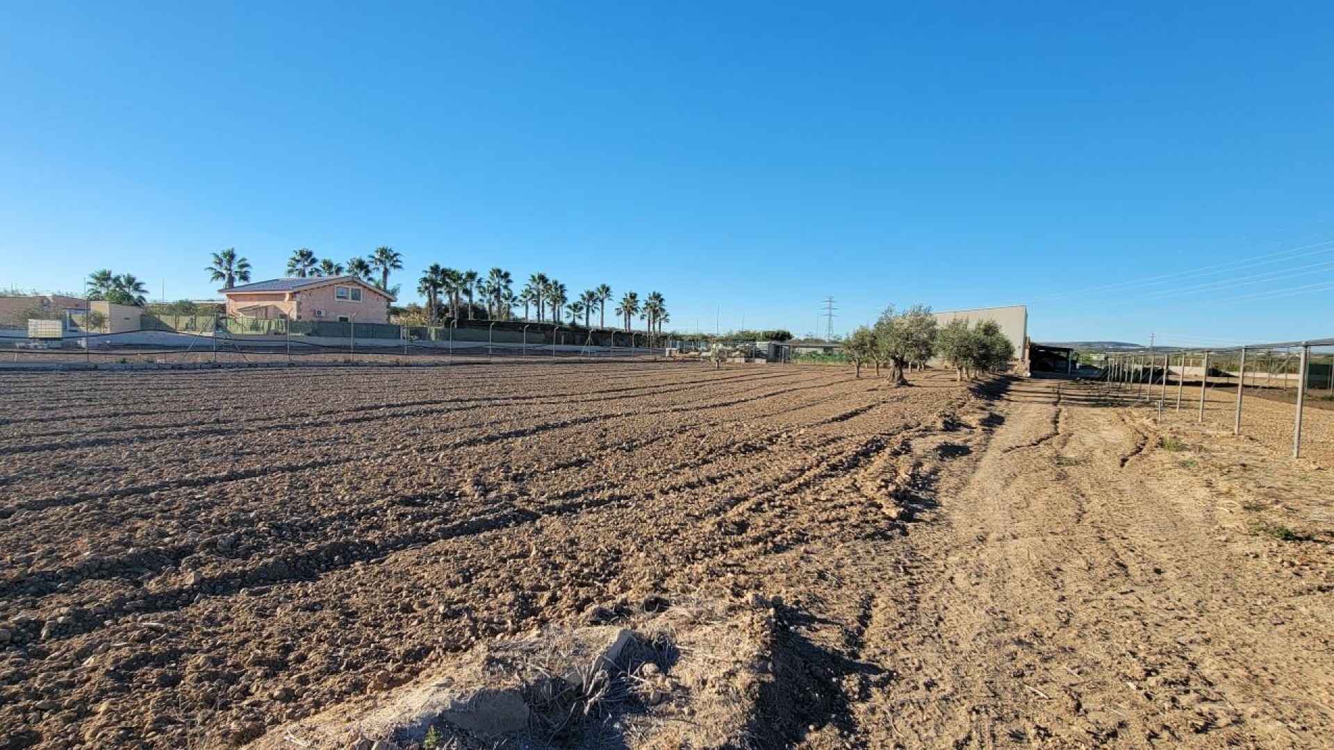 Videresalg - Finca landejendom -
San Miguel de Salinas