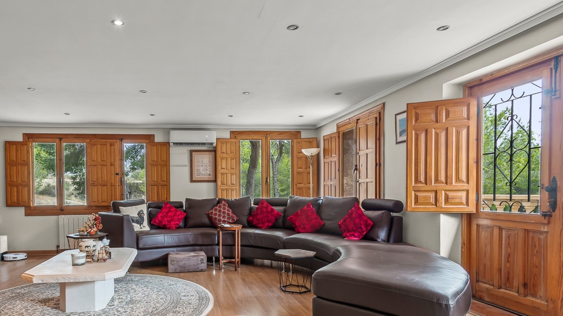 Videresalg - Finca landejendom -
Torremendo