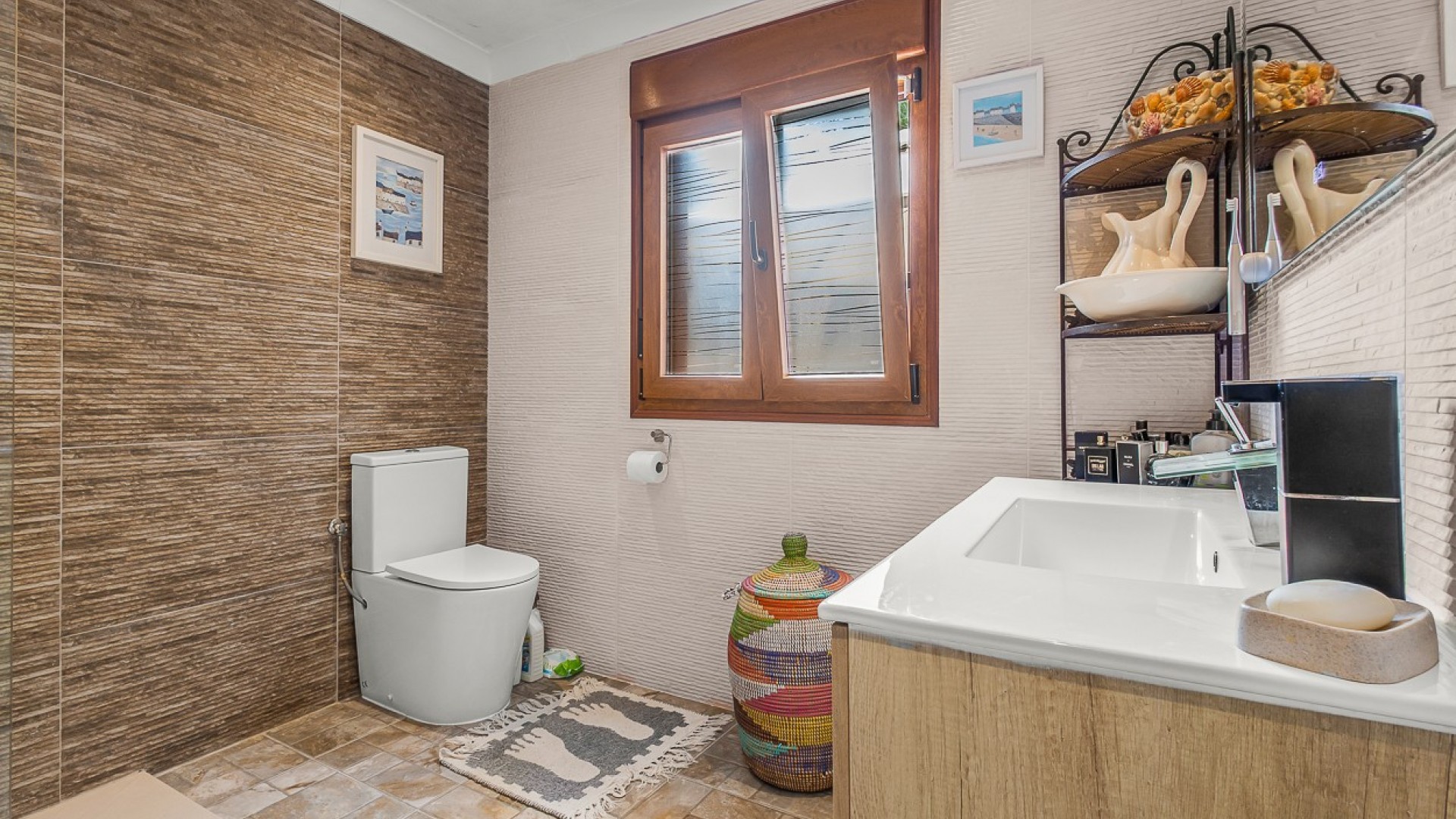 Videresalg - Finca landejendom -
Torremendo