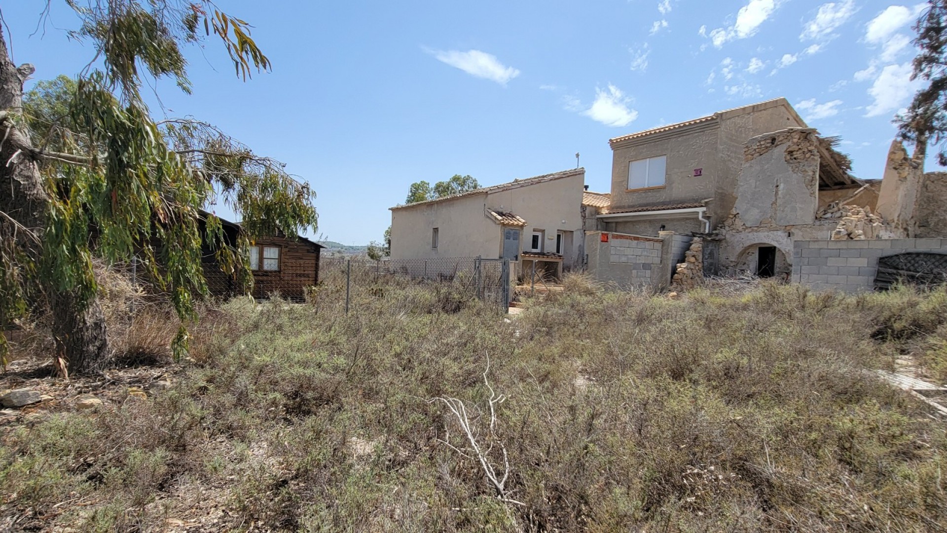 Videresalg - Finca landejendom -
Torremendo